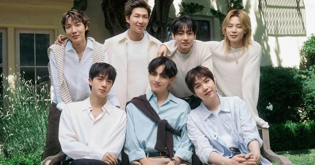 Os sete integrantes do BTS em fotografia de divulgação
